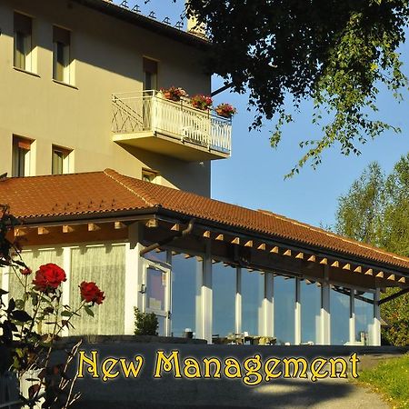 Hotel Santa Barbara Ronzo-Chienis Екстер'єр фото