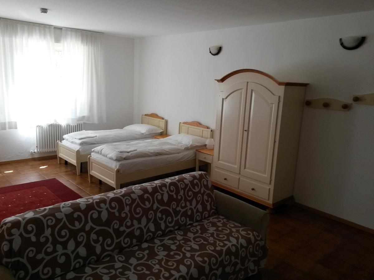 Hotel Santa Barbara Ronzo-Chienis Екстер'єр фото